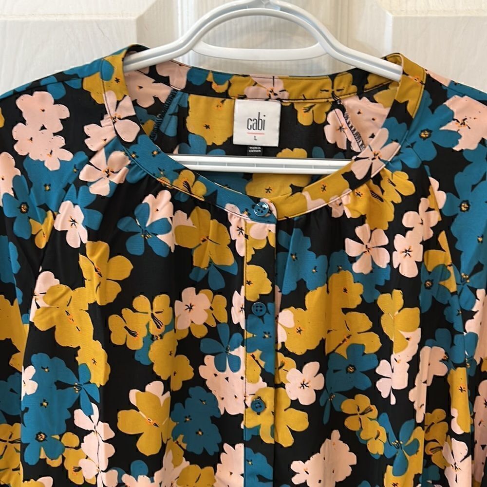 CAbi Teal and Mustard Flower Drop Favorite Bishop Sleeve Blouse NWOT sz Large - Picture 7 of 10